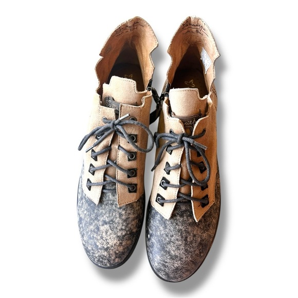 Maciejka Boho Tan/Gray Genuine Suede Leather Lace Up Chukka Ankle Boots NEW Sz 9 - Picture 3 of 14